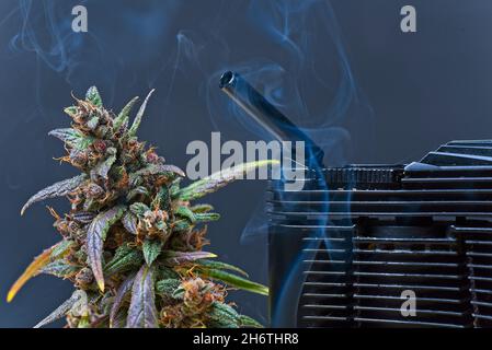 Das Konzept der Verdampfung von Cannabis wurde aufgenommen. Mundstück verdampfen und Knospe mit Rauch Pflanzen. Stockfoto