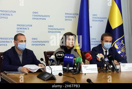 KIEW, UKRAINE - 17. NOVEMBER 2021 - Leiter der Abteilung für Organisation, Verfahrensleitung der Vorverfahrensuntersuchung und Unterstützung der öffentlichen Pro Stockfoto