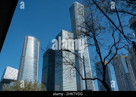 Hochhäuser im zentralen Geschäftsviertel (CBD) von Peking. Stockfoto