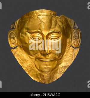 MASKE DER AGAMEMNON Gold-Trauermaske, die Heinrich Schliemann 1876 auf Mykene entdeckte. Stockfoto