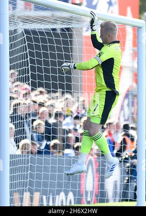 LONDON, ENGLAND - 3. OKTOBER 2021: Kasper Schmeichel aus Leicester im Vorfeld des Spielwochenspiels der Premier League 7 zwischen dem Crystal Palace FC und dem City FC Leicester im Selhurst Park im Jahr 2021-22. Copyright: Cosmin Iftode/Picstaff Stockfoto