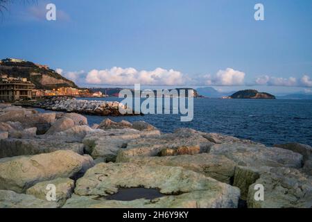Pozzuoli (Napoli) - Panorama sul Mare dal lungomare Pertini, via Napoli Stockfoto