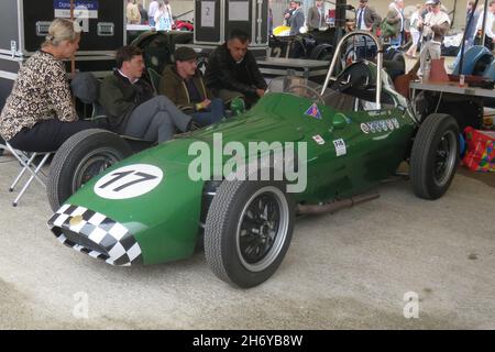 Stephane Reys #17 Formula Junior 1960 Scorpion Ford beim Goodwood Revival 19th Sep 2021 Stockfoto