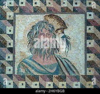 Teil des Four Seasons Mosaic im Haus der Dionysos im Archäologischen Park Kato Paphos, Zypern Stockfoto