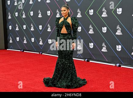 Nevada, Usa. November 2021. Chiquis kommt am Donnerstag, den 18. November 2021, zu den 22. Latin Grammy Awards in der MGM Garden Arena in Las Vegas, Nevada, an. Foto von Jim Ruymen/UPI Credit: UPI/Alamy Live News Stockfoto