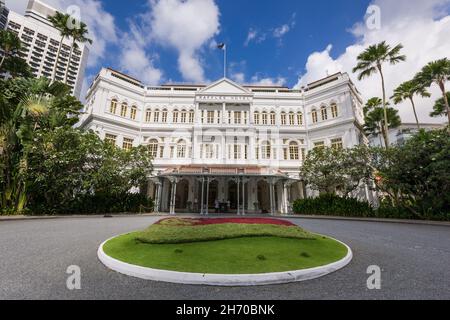 Singapur, 23. Feb 2016: Raffles Hotel ist ein luxuriöses Hotel im Kolonialstil wurde 1887 gegründet. Das Hotel wurde nach dem britischen Staatsmann Sir Thomas Sta genannt Stockfoto