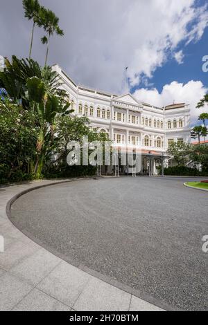 Singapur, 23. Feb 2016: Raffles Hotel ist ein luxuriöses Hotel im Kolonialstil wurde 1887 gegründet. Das Hotel wurde nach dem britischen Staatsmann Sir Thomas Sta genannt Stockfoto