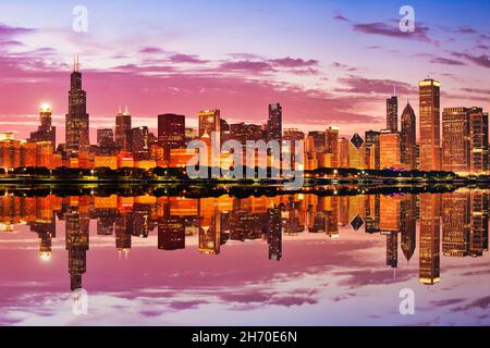 Chicago Skyline im Golden Sunset, Illinois, USA Stockfoto