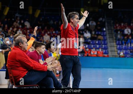 Barcelona, Spanien. 18th. November 2021. Antonio Carlos Ortega Perez vom FC Barcelona beim EHF Champions League-Spiel zwischen dem FC Barcelona und Lomza Vive Kielce im Palau Blaugrana in Barcelona. (Bild: © David Ramirez/DAX via ZUMA Press Wire) Stockfoto