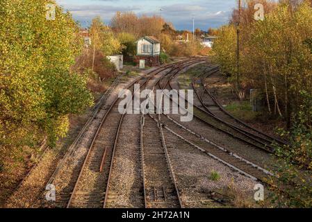 Der Bahnhof Warrington Bank Quay, der als Teil einer neuen Strecke nach Marsden und Leeds durch Manchester neu entwickelt werden soll. Bild zeigt die untere Pegellinie, Stockfoto