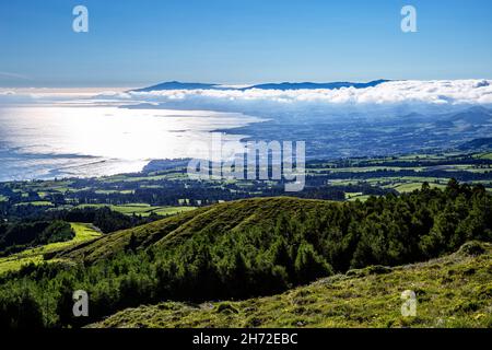 Blick über die Nordküste, Insel São Miguel, Azoren, Açores, Portugal, Europa. Stockfoto
