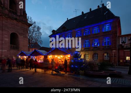 FRANKREICH, HAUT-RHIN (68), GUEBWILLER, BLAUE WEIHNACHTEN Stockfoto