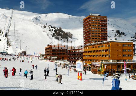 FRANKREICH, SAVOIE (73), TARENTAISE, LA PLAGNE, MACOT-LA-PLAGNE, SKIGEBIET LA PLAGNE CENTRE Stockfoto