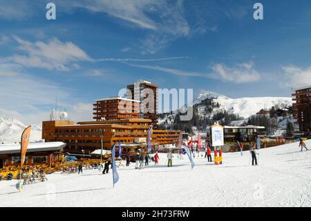 FRANKREICH, SAVOIE (73), TARENTAISE, LA PLAGNE, MACOT-LA-PLAGNE, SKIGEBIET LA PLAGNE CENTRE Stockfoto