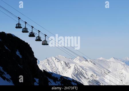 FRANKREICH, HAUTES-ALPES (05), ECRINS-NATIONALPARK, OISANS, LA GRAVE, GLETSCHER DE LA MEIJE KABEL Stockfoto