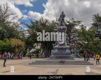 Statue von Ferdinand Magellan auf der Plaza de Armas, Punta Arenas, Chile Stockfoto