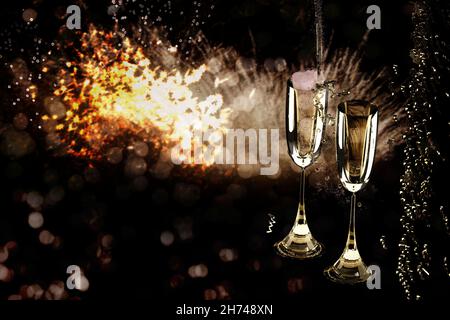 Sektglas mit funkelnden Blasen Stockfoto