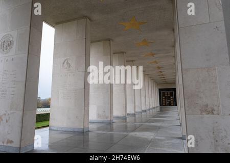 Plombieres, Belgien - 1. November 2021: Amerikanischer Friedhof und Gedenkstätte Henri-Chapelle. Viele der Beerdigungen stammen aus der Winteroffensive der Ardennen (Schlacht Stockfoto