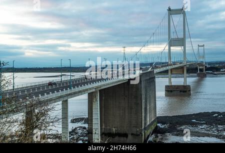 Severn Brücke über den Fluss Severn von Aust nach Chepstow. Stockfoto