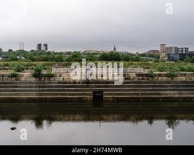 Ein Gebiet von historischem Interesse, verkommen und nicht mehr genutzt, die Brownfield-Stätte von Govan Graving Docks, Schottland Stockfoto