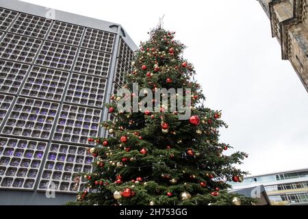 Berlin, Deutschland. 20th. November 2021. Weihnachtsmärkte dürfen in der Regel trotz Corona am 20. November 2021 in Berlin stattfinden. (Foto: Michael Kuenne/PRESSCOV/Sipa USA) Quelle: SIPA USA/Alamy Live News Stockfoto