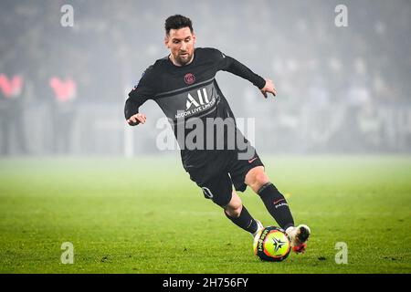 Paris, Frankreich, Frankreich. 20th. November 2021. Lionel (Leo) MESSI von PSG während des Ligue 1-Spiels zwischen Paris Saint-Germain (PSG) und dem FC Nantes am 20. November 2021 im Stadion Parc des Princes in Paris, Frankreich. (Bild: © Matthieu Mirville/ZUMA Press Wire) Stockfoto