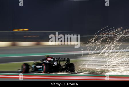 BOTTAS Valtteri (FIN), Mercedes AMG F1 GP W12 E Performance, Action beim Formel 1 Ooredoo Qatar Grand Prix 2021, 20th Lauf der FIA Formel 1 Weltmeisterschaft 2021 vom 19. Bis 21. November 2021 auf dem Losail International Circuit, in Lusail, Katar - Foto: Dppi/DPPI/LiveMedia Stockfoto