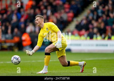 Sheffield, Großbritannien. 20th. November 2021. Simon Moore #1 von Coventry City in Sheffield, Vereinigtes Königreich am 11/20/2021. (Foto von Ben Early/News Images/Sipa USA) Quelle: SIPA USA/Alamy Live News Stockfoto