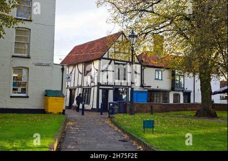 Die Church Keys Wine Bar & Restaurant mit Blick von der St. Botolph's Kirche aus enden in BOSTON Lincolnshire, Stockfoto