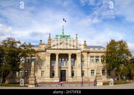 Straßburg, Frankreich, 31. Oktober 2021, das Gerichtsgebäude, Es ist der Sitz des Tribunals de grande Instance von Straßburg Stockfoto