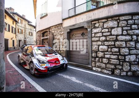 01 Ogier Sebastien (Fra), Ingrassia Julien (Fra), Toyota Gazoo Racing WRT, Toyota Yaris WRC, Aktion während der ACI Rally Monza, 12. Lauf der FIA WRC 2021, FIA World Rally Championship, vom 18. Bis 21. November 2021 in Monza, Italien - Foto: Nikos Katikis/DPPI/LiveMedia Stockfoto