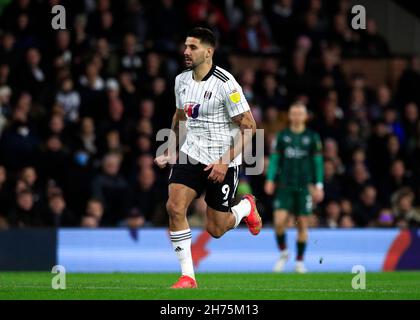 Craven Cottage, Fulham, London, Großbritannien. 20th. November 2021. EFL Championship Football, Fulham versus Barsley; Aleksandar Mitrovic of Fulham Credit: Action Plus Sports/Alamy Live News Stockfoto