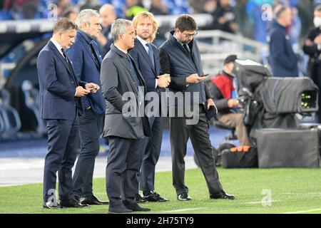 Stadio Olimpico, Rom, Italien. 20th. November 2021. Serie A League Football, SS Lazio gegen Juventus; Maurizio Arrivabene CEO des FC Juventus und Andrea Agnelli Präsident des FC Juventus, Pavel Nedved Vice President des FC Juventus Credit: Action Plus Sports/Alamy Live News Stockfoto