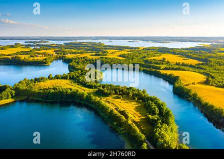 Luftaufnahme der Seen im Narachanski Nationalpark, Weißrussland Stockfoto