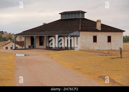 Fort Laramie war einst der größte und bekannteste Militärposten in den Northern Plains, bevor es 1890 aufgegeben wurde Stockfoto