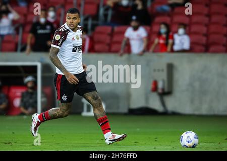 Porto-Bucht, Brasilien. 20th. November 2021. RS - Porto Alegre - 11/20/2021 - BRASILIANISCHER 2021, INTERNATIONALER X FLAMENGO - Kenedy, Flamengo Spieler während eines Spiels gegen Internacional im Beira-Rio Stadion für die brasilianische A 2021 Meisterschaft. Foto: Pedro H. Tesch/AGIF/Sipa USA Quelle: SIPA USA/Alamy Live News Stockfoto