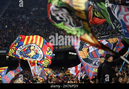 Sabadell, Barcelona, Spanien. 20th. November 2021. Barcelona Spanien 20.10.2021 Unterstützern des FC Barcelona während der La Liga Santander zwischen dem FC Barcelona und Espanyol Barcelona im Camp Nou am 20. November 2021 in Barcelona. Quelle: Xavi Urgeles/ZUMA Wire/Alamy Live News Stockfoto