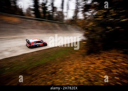 06 Sordo Dani (Spa), Carrera Candido (Spa), Hyundai Shell Mobis World Rally Team, Hyundai i20 Coupe WRC, Aktion während der ACI Rally Monza, 12. Lauf der 2021 FIA WRC, FIA World Rally Championship, vom 18. Bis 21. November 2021 in Monza, Italien - Foto Nikos Katikis / DPPI Stockfoto