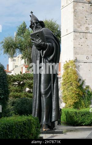 Statue von Grgur Ninski (Gregor von Nin) in Split (Dalmatien, Kroatien) Stockfoto