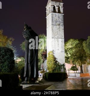 Statue von Grgur Ninski (Gregor von Nin) in Split (Dalmatien, Kroatien) Stockfoto