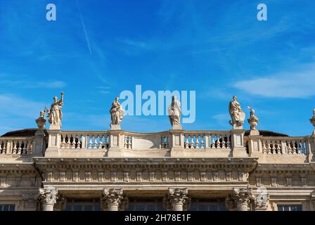 Palazzo Madama e Casaforte degli Acaja (Madama-Palast), 1718 - 1721, auf der Piazza Castello, Turin, Piemont, Italien. Stockfoto