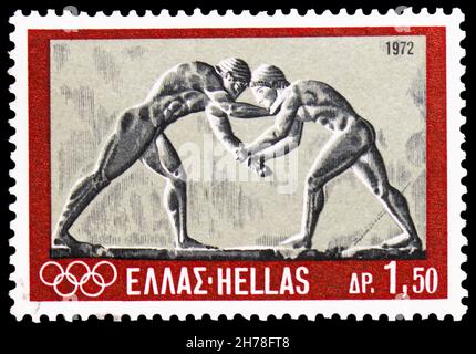 MOSKAU, RUSSLAND - 25. OKTOBER 2021: In Griechenland gedruckte Briefmarke zeigt München 1972 - Ringer, Olympische Sommerspiele 1972 - München Serie, um 1972 Stockfoto