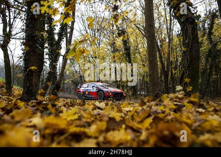 06 Sordo Dani (Spa), Carrera Candido (Spa), Hyundai Shell Mobis World Rally Team, Hyundai i20 Coupe WRC, Aktion während der ACI Rally Monza, 12. Lauf der FIA WRC 2021, FIA World Rally Championship, vom 18. Bis 21. November 2021 in Monza, Italien - Foto: Nikos Katikis/DPPI/LiveMedia Stockfoto