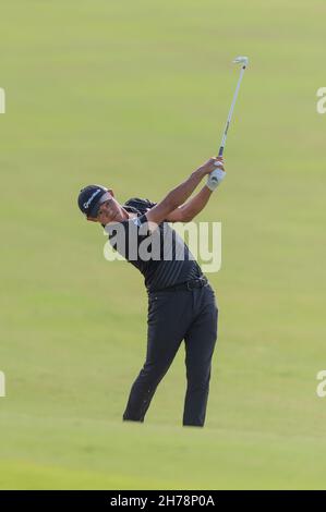 Dubai, VAE. 21st. November 2021.Colin Morikawa aus den USA spielt am 4 21. November 2021 beim DP World Tour Championship Day in Jumeirah Golf Estates, Dubai, VAE, einen Schuss auf das zwölfte Loch. Foto von Grant Winter. Nur zur redaktionellen Verwendung, Lizenz für kommerzielle Nutzung erforderlich. Keine Verwendung bei Wetten, Spielen oder Veröffentlichungen einzelner Clubs/Vereine/Spieler. Kredit: UK Sports Pics Ltd/Alamy Live Nachrichten Stockfoto