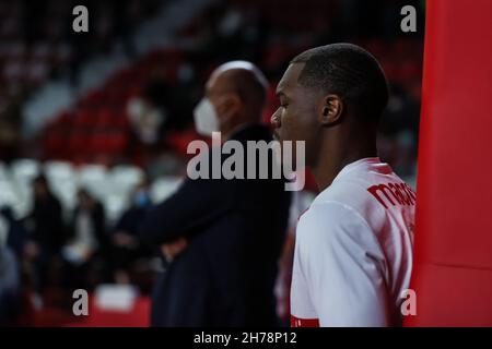 Jalen Jones #22 von Pallacanestro Varese OpenJobMetis schaut während des italienischen Basketball LBA Lega Basket Ein 2021/22-Spiel in der regulären Saison zwischen Ope Stockfoto