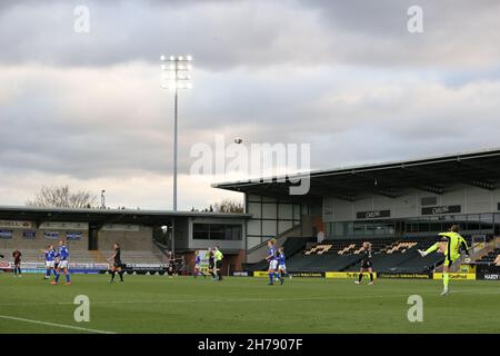 LEICESTER, GBR. NOVEMBER 21ST. Eine allgemeine Spielansicht während des Barclays FA Women's Super League-Spiels zwischen Leicester City und Everton im Pirelli Stadium, Burton Upon Trent am Sonntag, den 21st. November 2021. (Kredit: James Holyoak | MI News) Kredit: MI Nachrichten & Sport /Alamy Live News Stockfoto