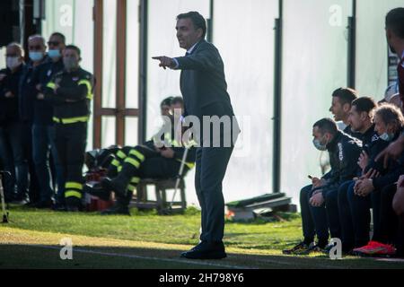 Stadio Oreste Granillo, Reggio Calabria, Italien, 21. November 2021, Pecchia Fabio Trainer Cremonese während der Reggina 1914 gegen US Cremonese - Italienische Fußballmeisterschaft Liga BKT Stockfoto