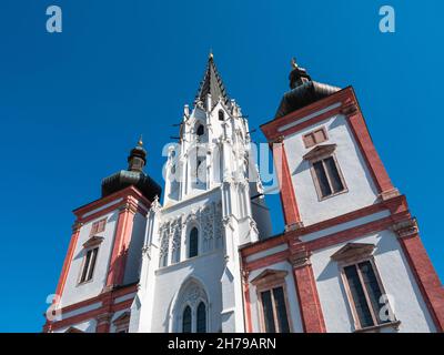 Basilika Mariazell Gotische und barocke Wallfahrtskirche Maria Geburt in der Steiermark Außenfassade Stockfoto