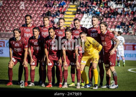 Reggio Calabria, Italien. 21st. November 2021. Reggina Team während der Reggina 1914 gegen US Cremonese, Italienische Fußball-Meisterschaft Liga BKT in Reggio Calabria, Italien, November 21 2021 Quelle: Independent Photo Agency/Alamy Live News Stockfoto