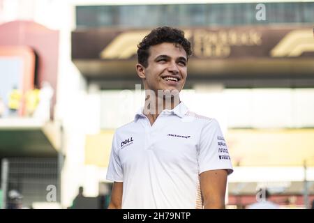 NORRIS Lando (gbr), McLaren MCL35M, Portrait während des Formel 1 Ooredoo Qatar Grand Prix 2021, 20th Lauf der FIA Formel 1 Weltmeisterschaft 2021 vom 19. Bis 21. November 2021 auf dem Losail International Circuit, in Lusail, Katar - Foto: Xavi Bonilla/DPPI/LiveMedia Stockfoto